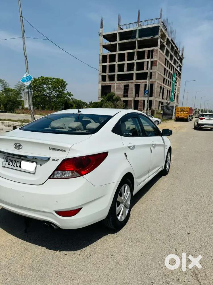 Hyundai Verna 2013