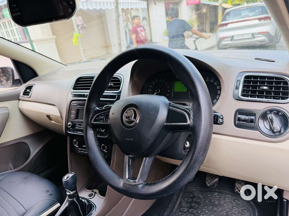 Skoda Rapid 1.5 Tdi Cr Elegance Plus, 2014, Diesel