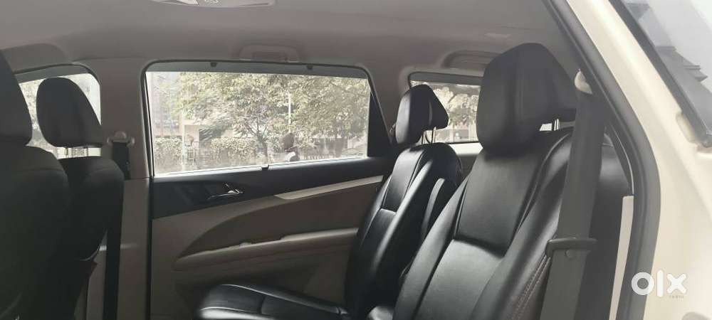 Mahindra Marazzo M8, 2019, Diesel