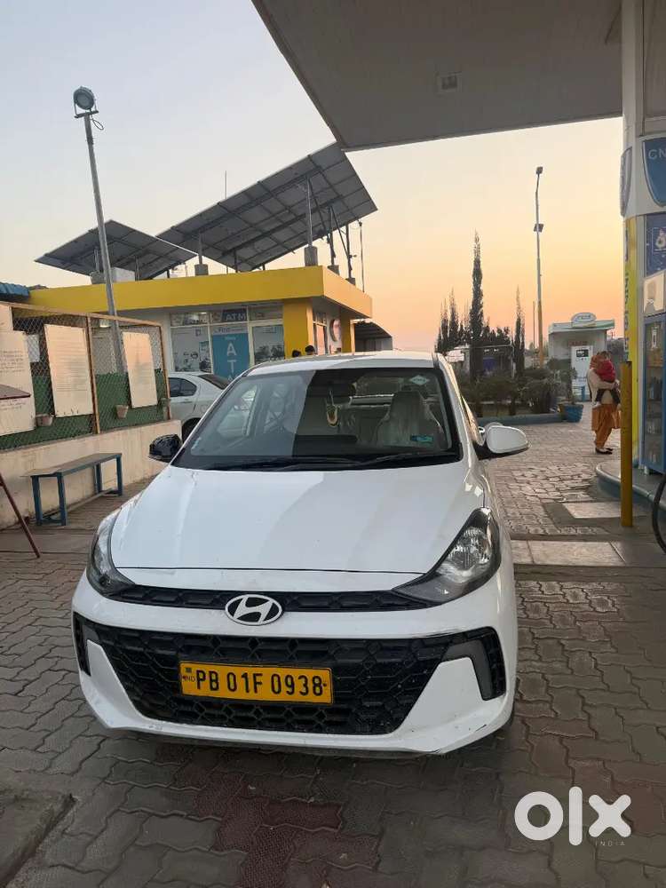 Hyundai Aura Sx Petrol 2024