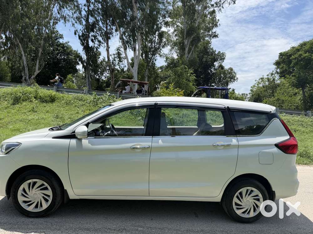 Maruti Suzuki Ertiga Vxi, 2022, Petrol