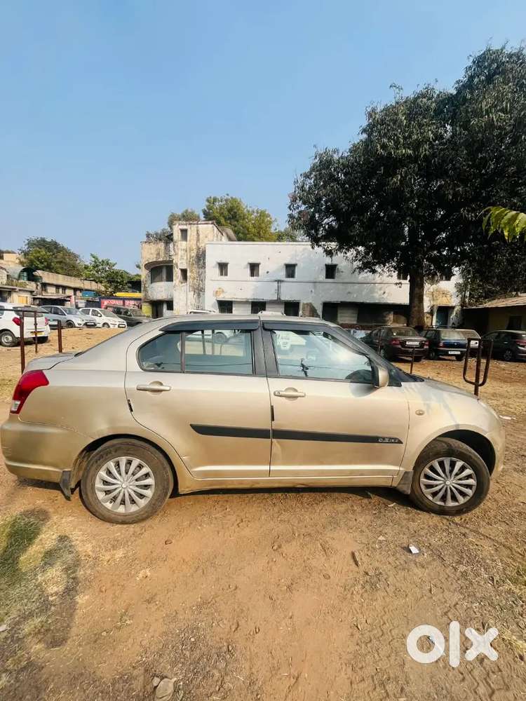 Maruti Suzuki Dzire 1.2 Vxi Cng 2011 Car