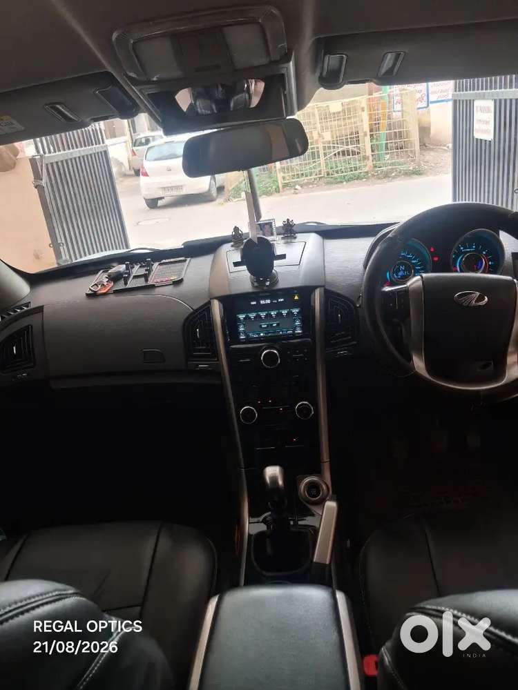 Mahindra Xuv500 2.2 W7 2019