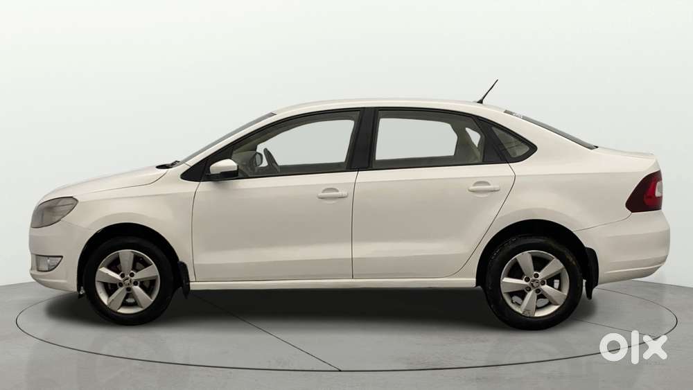 Skoda Rapid 2011-2013 1.6 Mpi Ambition, 2016, Petrol