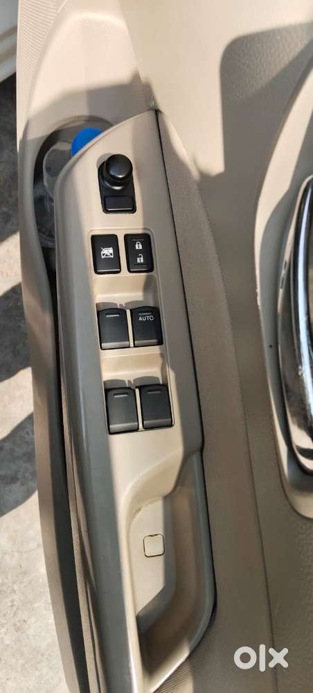 Maruti Suzuki Swift Dzire Vdi Bsiv, 2016, Diesel