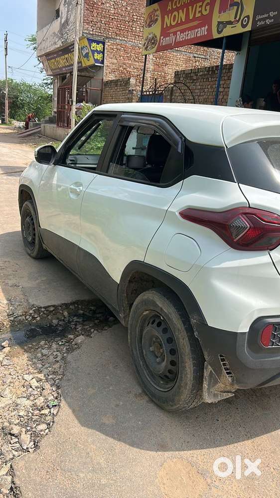 Tata Punch Petrol 2021