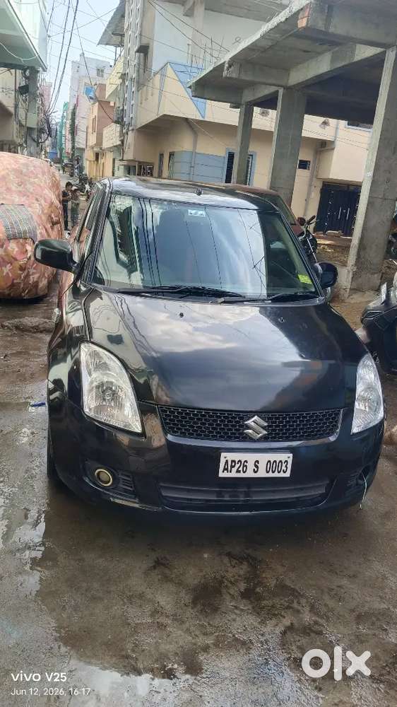 Maruti Suzuki Swift 2007 Diesel 130000 Km Driven