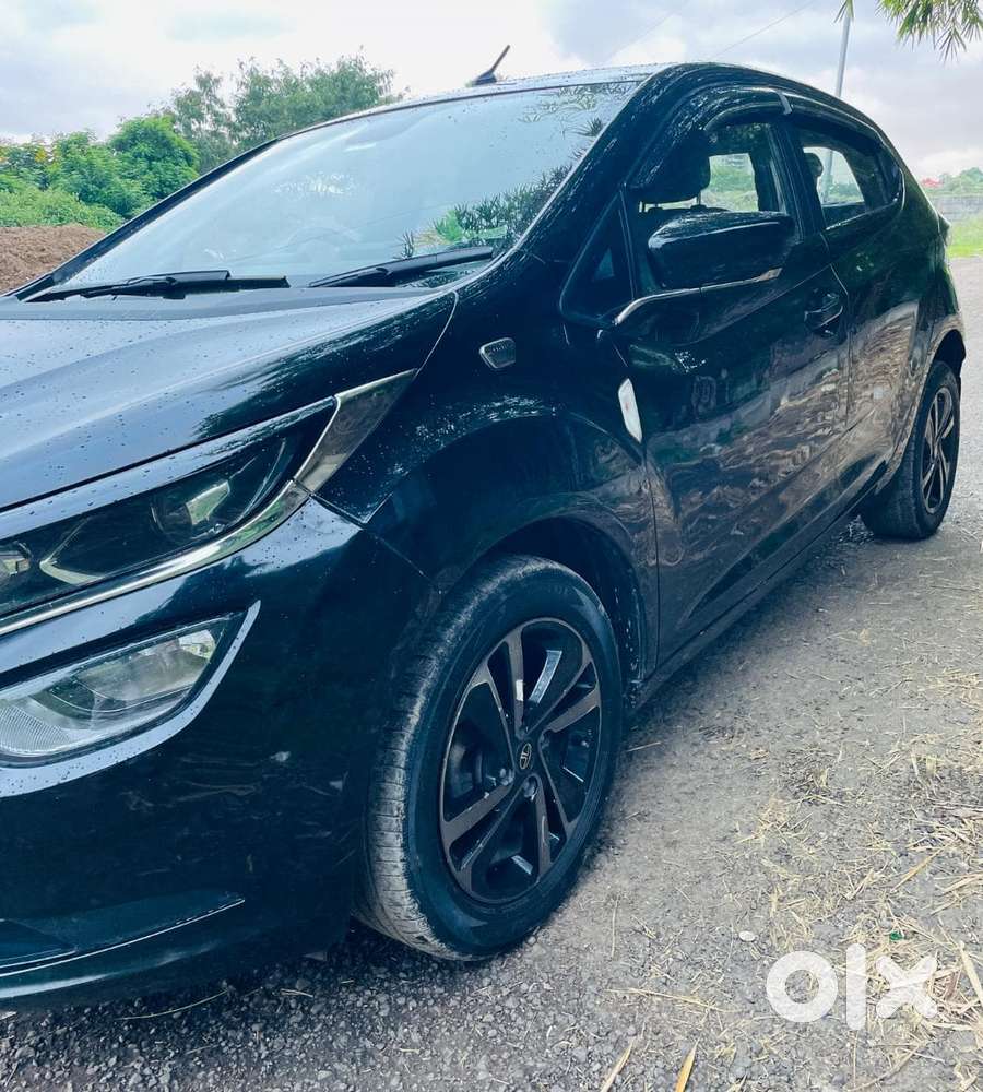 Tata Altroz 1.2 Xz Plus Dark Edition, 2022, Petrol