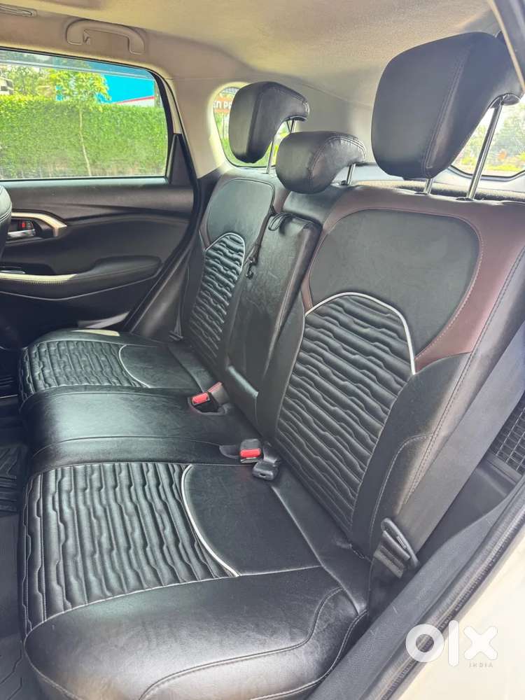 Maruti Suzuki Grand Vitara 1.5 Zeta Smart Hybrid At, 2024, Petrol