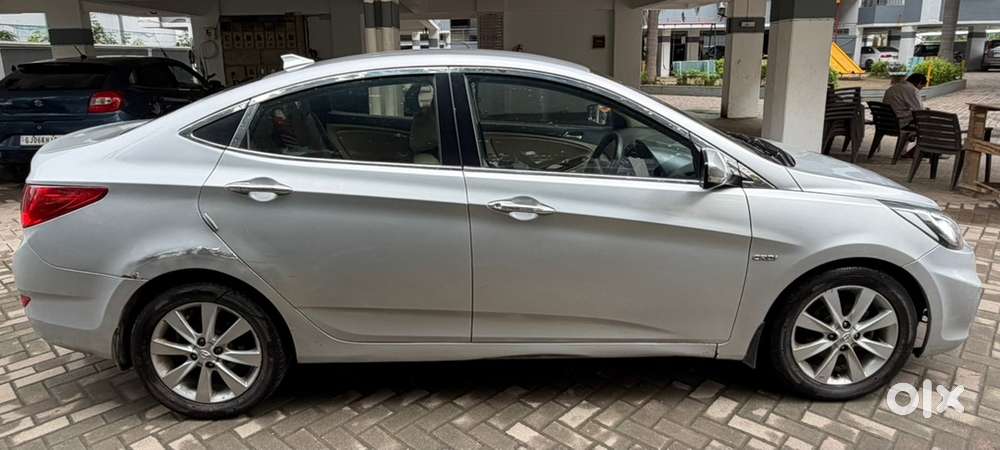 Hyundai Fluidic Verna 2013