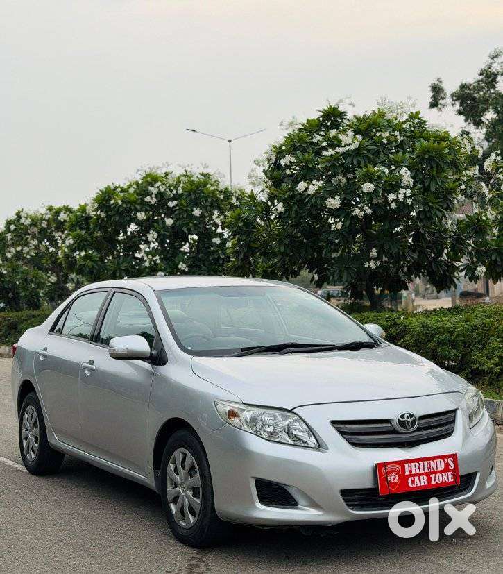 Toyota Corolla Altis G, 2010, Petrol