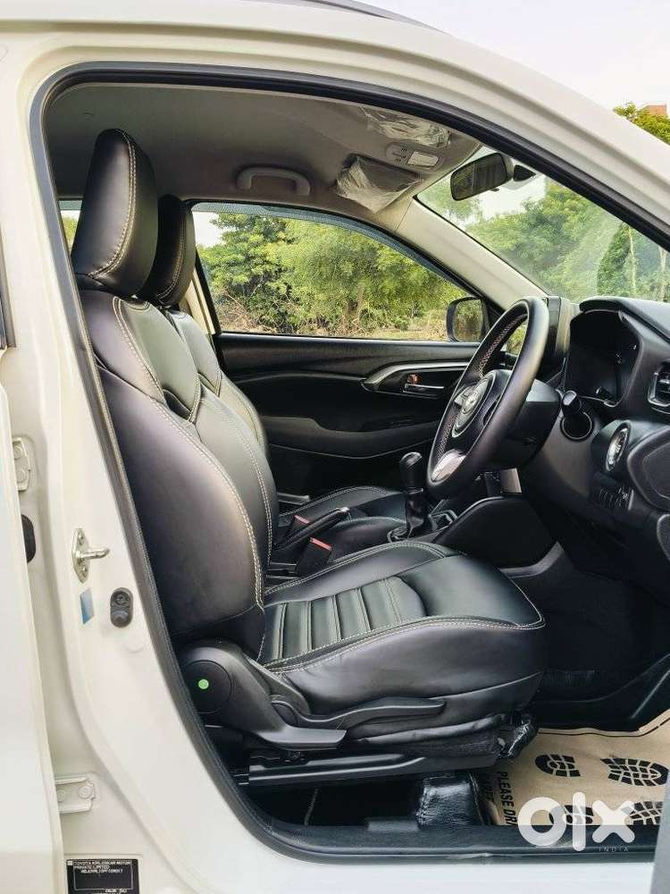 Toyota Urban Cruiser Hyryder E Neodrive Aero Edition, 2023, Petrol