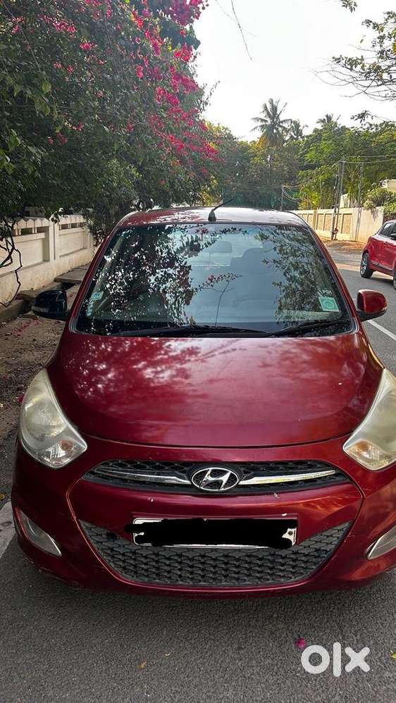 Hyundai I10 2012 Petrol 68000 Km Driven
