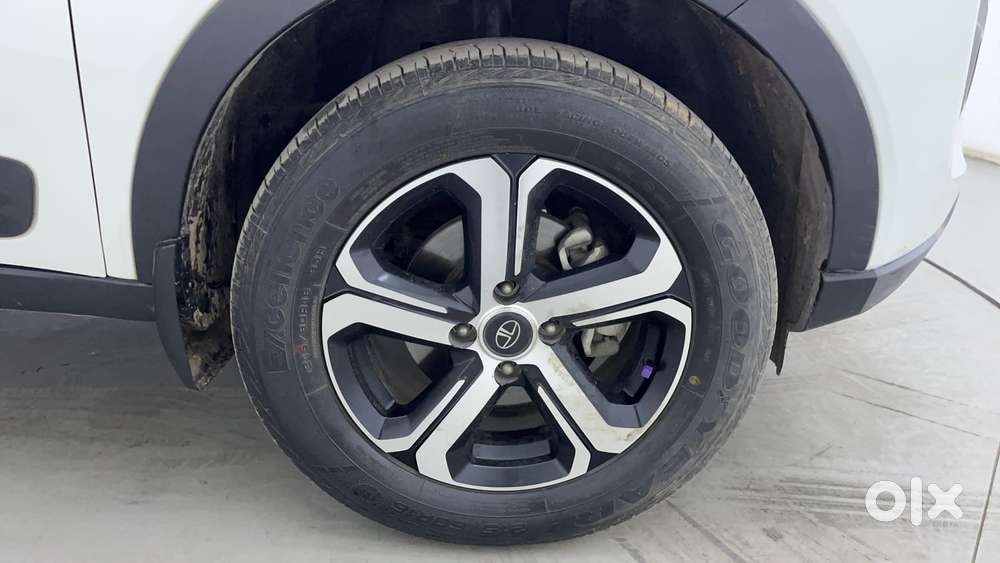 Tata Nexon 1.2 Revotron Xza Plus (o) Dual Tone, 2022, Petrol