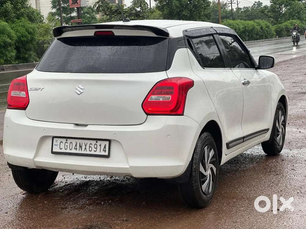 Maruti Suzuki Swift Vxi, 2022, Petrol