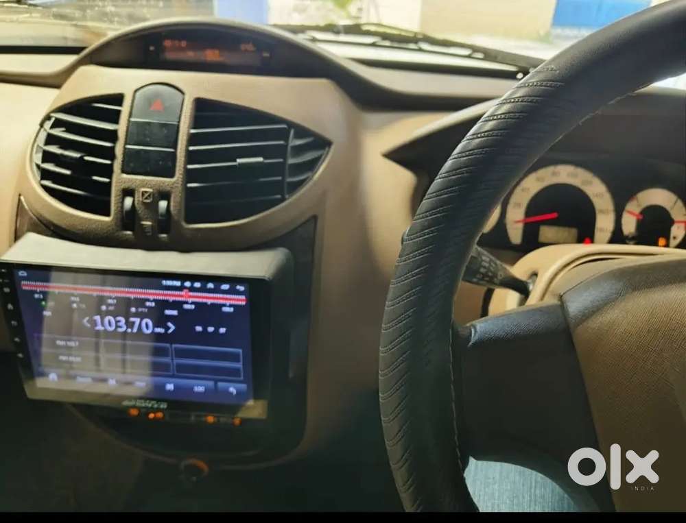 Mahindra Xylo 2.5 E8 2012