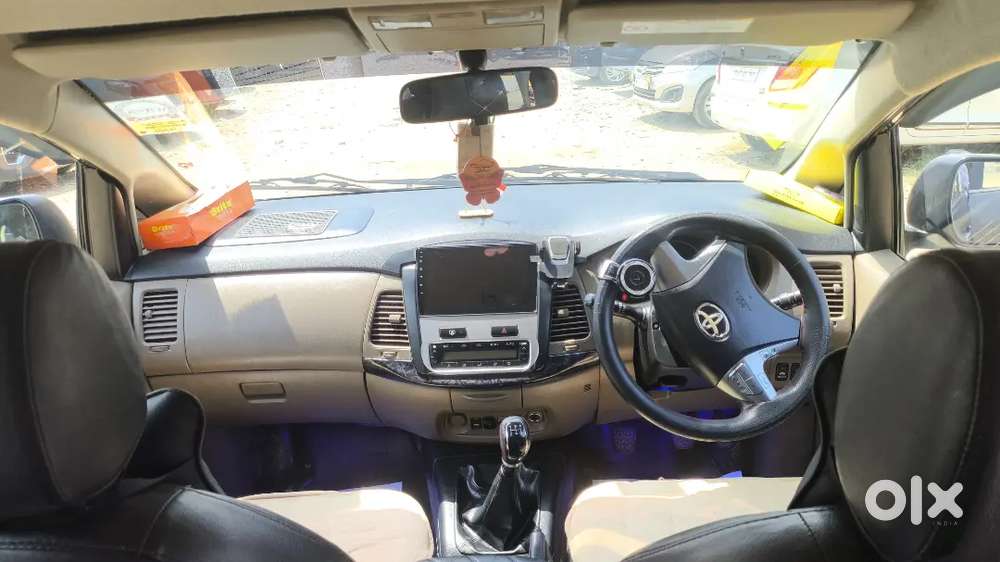 Toyota Innova 2015 Diesel Well Maintained