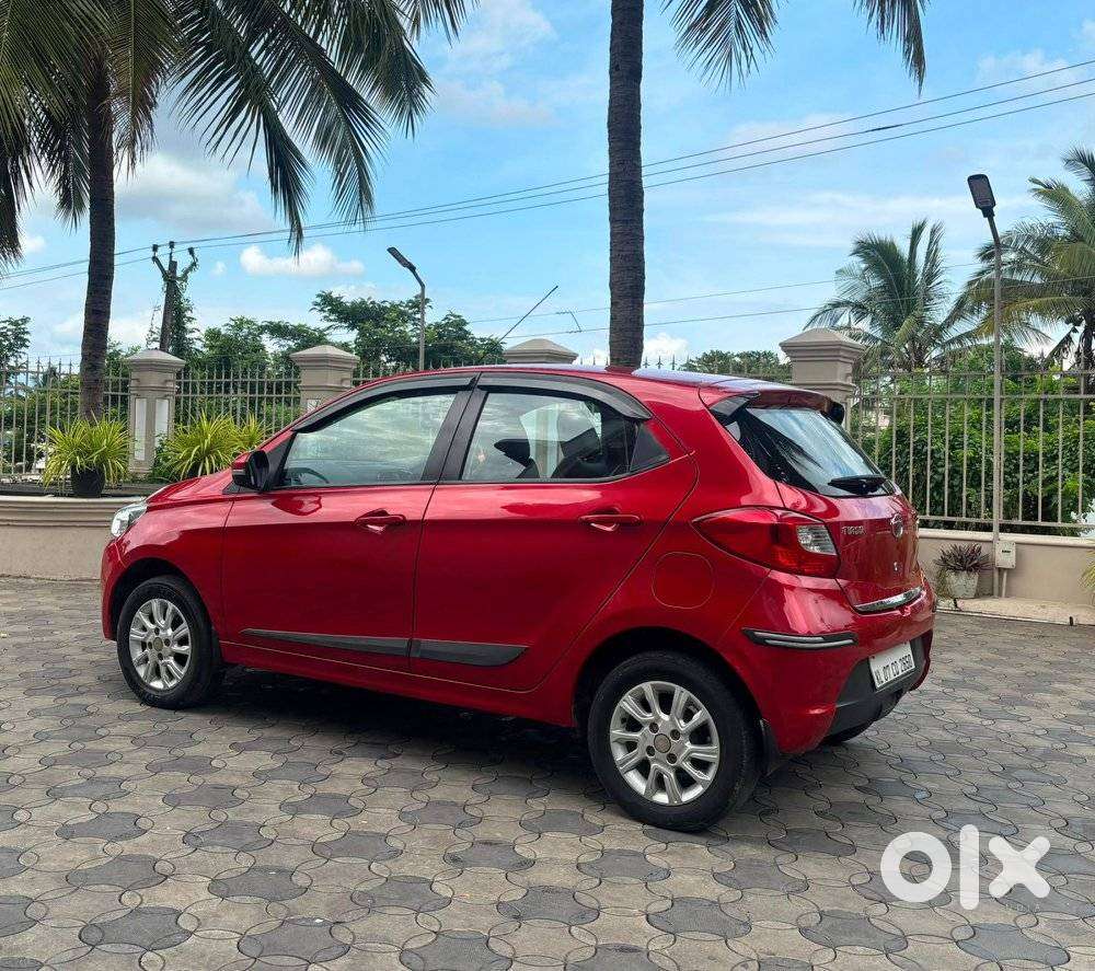 Tata Tiago 1.2 Revotron Xza, 2018, Petrol
