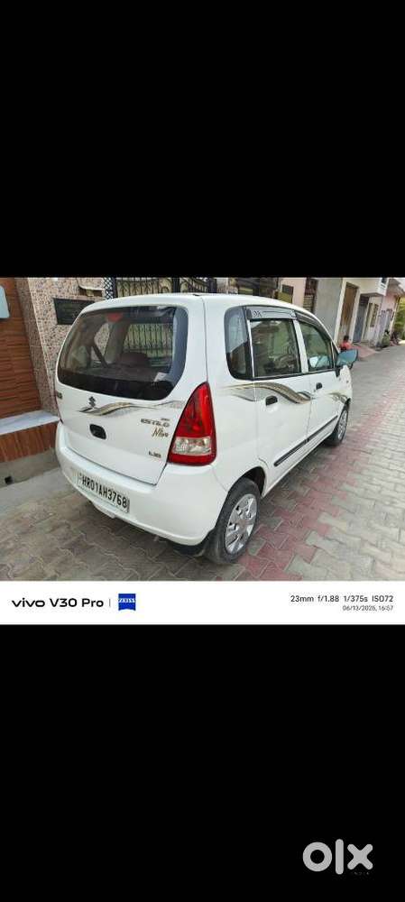 Maruti Suzuki Estilo Lxi, 2013, Petrol
