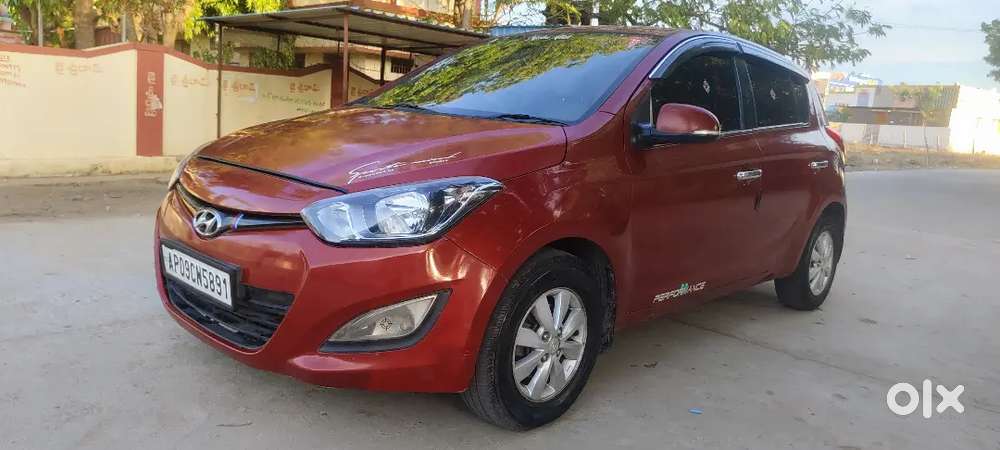 Hyundai I20 Sportz 2012 Diesel 144000 Km
