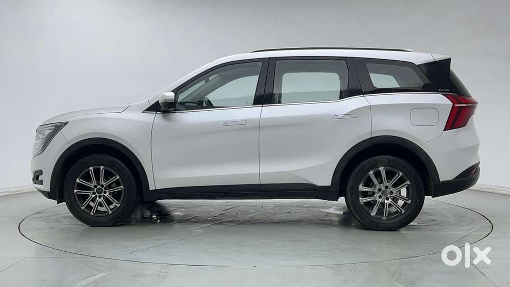 Mahindra Xuv700 2.0 Ax 7 Petrol At Luxury Pack Str, 2023, Petrol