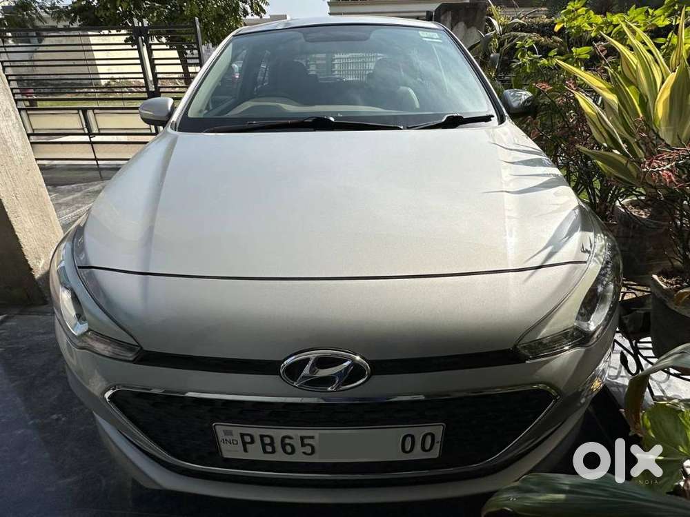 Hyundai Elite I20 Asta (o) Top Model - 2016 Diesel For Sale