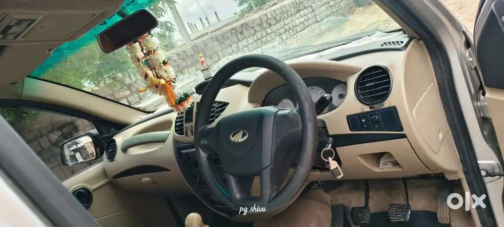 Mahindra Xylo 2018