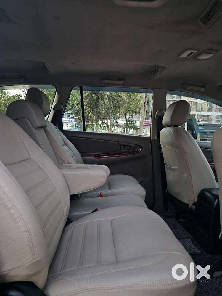 Toyota Innova 2.5 G (diesel) 7 Seater, 2015, Diesel