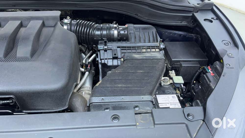 Mahindra Xuv700 2.0 Ax 7 Petrol At Luxury Pack Str, 2024, Petrol