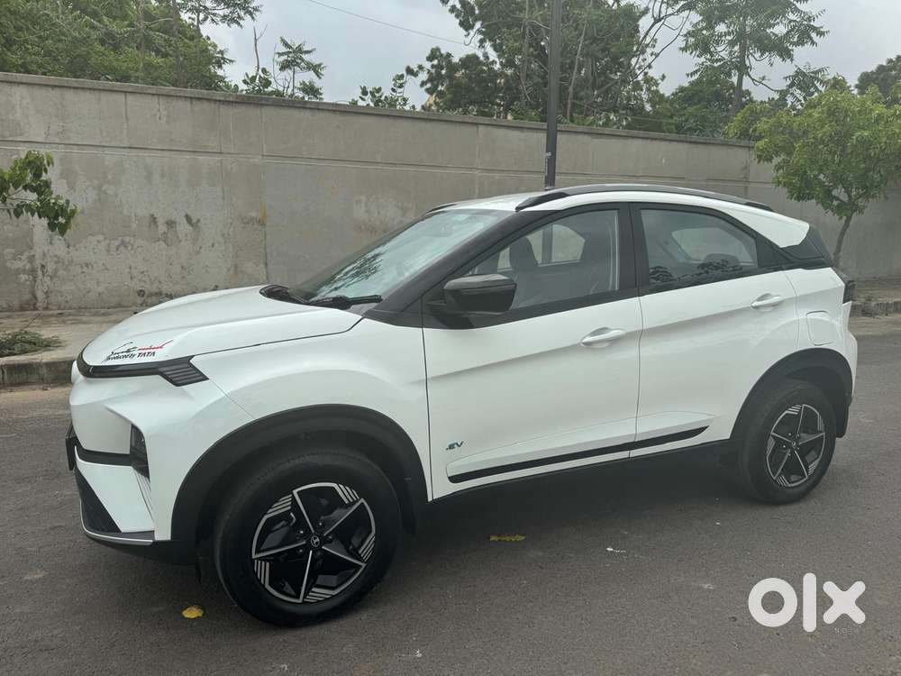 Tata Nexon Ev Empowered Plus Lr, 2025, Electric