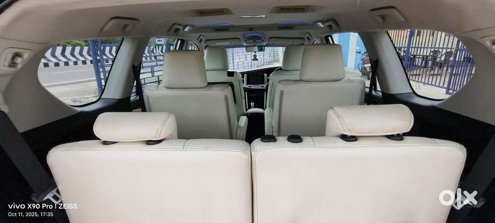 Toyota Innova Crysta 2.8 Z, 2016, Diesel