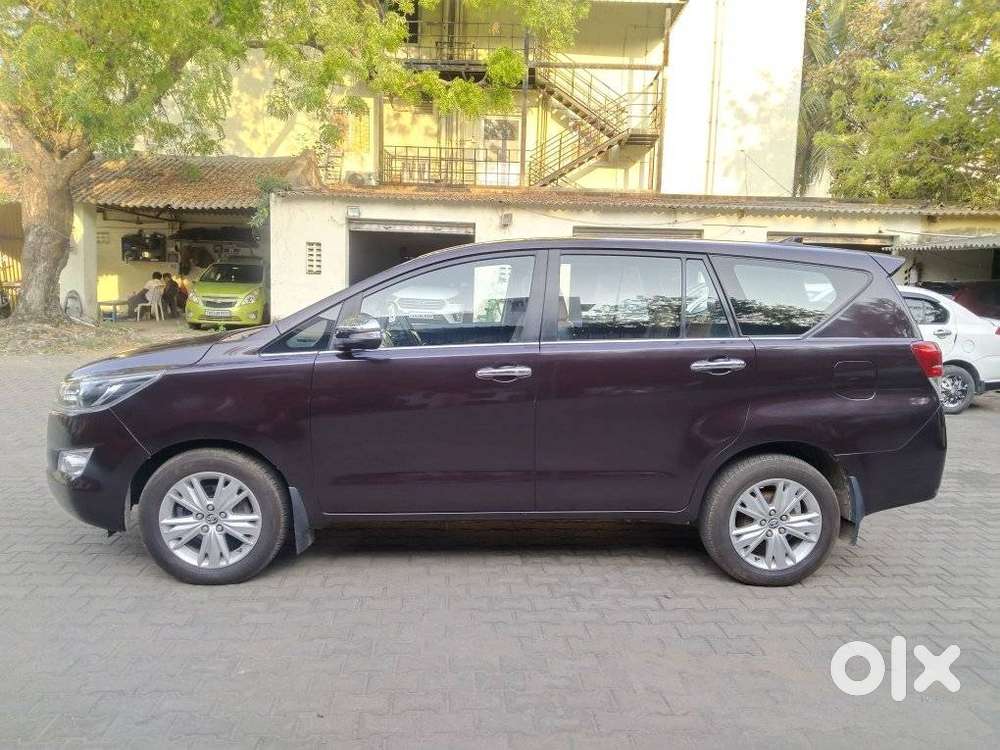Toyota Innova Crysta 2.8z Automatic, 2016, Diesel