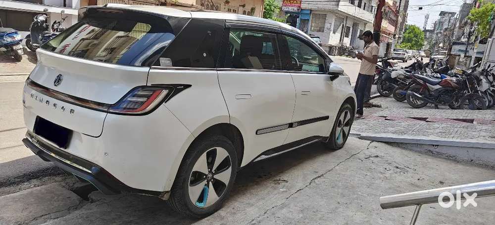 Mg Windsor Ev Essence October 2024