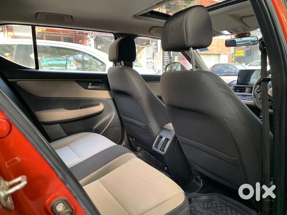 Honda Elevate Vx Cvt, 2023, Petrol