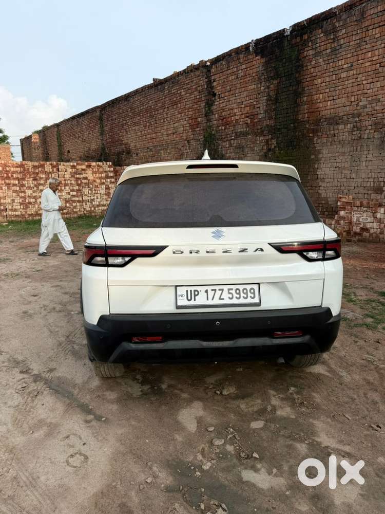 Maruti Brezza Lxi 2024