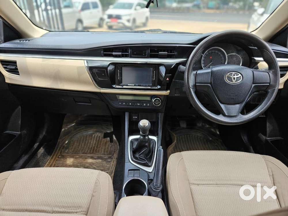 Toyota Corolla Altis 2013-2017 D-4d G, 2016, Diesel