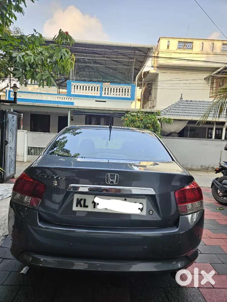 Honda City V