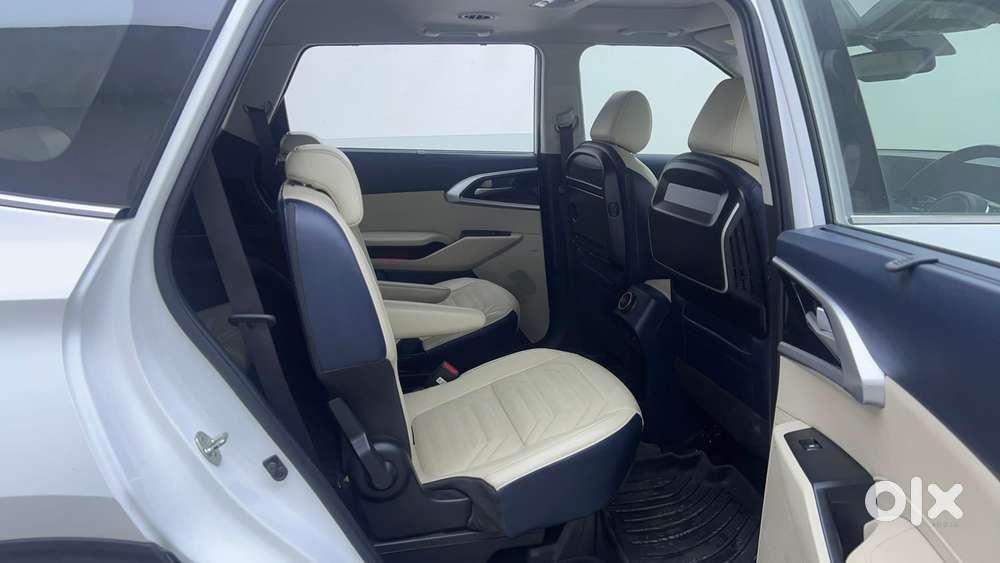 Kia Carens 1.4 Luxury Plus 6 Str, 2022, Petrol