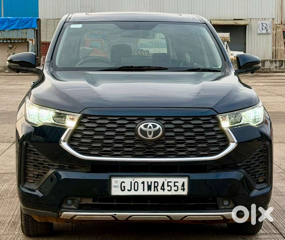 Toyota Innova Hycross 2.0 Vx Hybrid 8 Str, 2024, Petrol