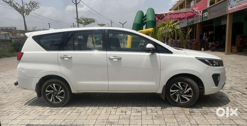 Toyota Innova Crysta 2.4 G Mt, 2021, Diesel