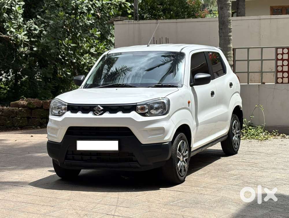 Maruti Suzuki S-presso Vxi Opt, 2024, Petrol
