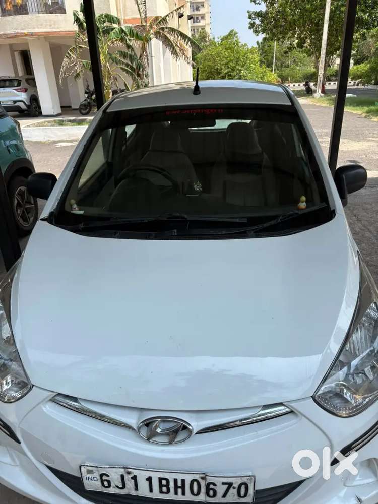 Hyundai Eon 2016 Petrol And Cng 80200 Km Driven