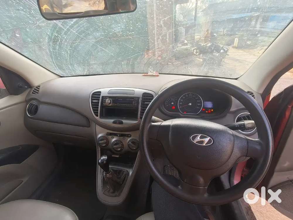 Hyundai I10 2010 Petrol 80200 Km Driven