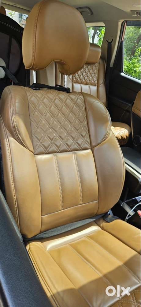 Mahindra Xuv500 W11 2020 Automatic
