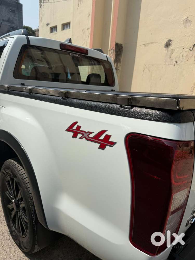 Isuzu D-max V-cross 4x4, 2025, Diesel