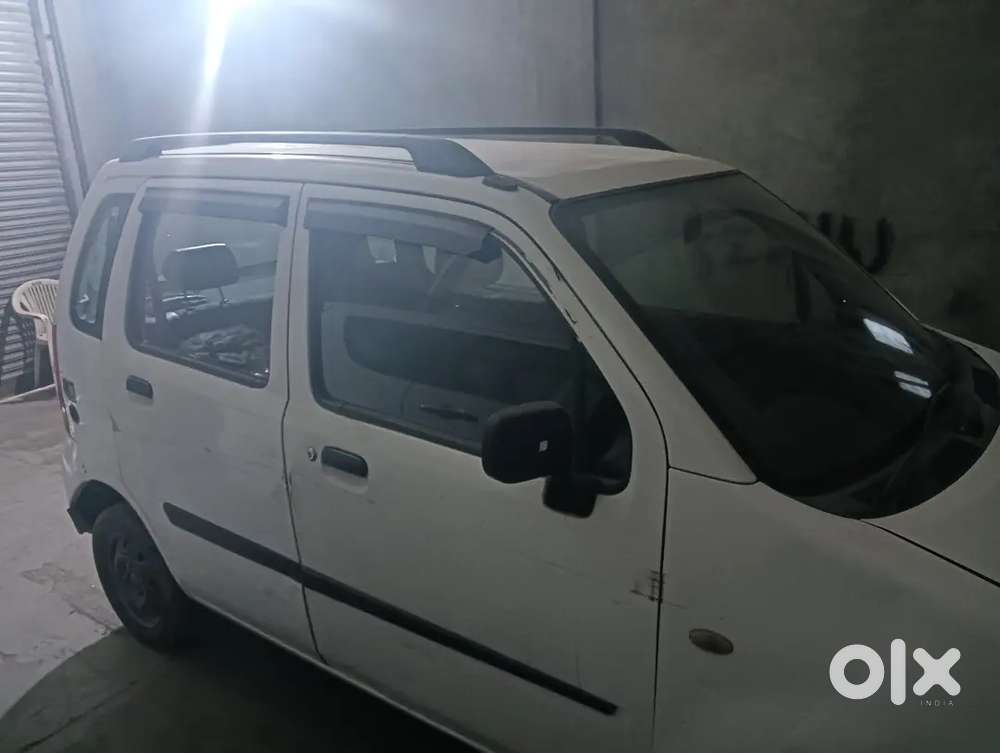 Selling Maruti Suzuki Wagon R 2010