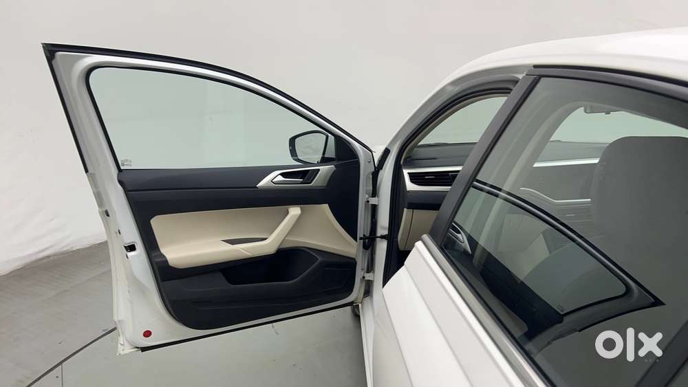Volkswagen Virtus Highline Plus 1.0 Tsi At, 2022, Petrol