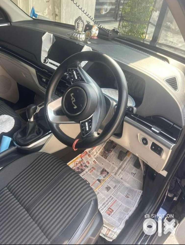 Kia Carens 2022 Diesel Well Maintained