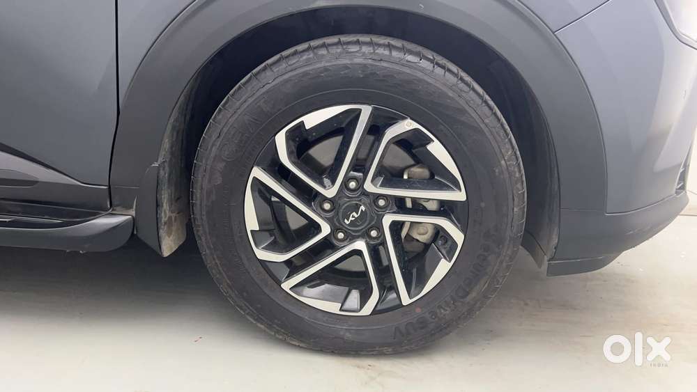Kia Carens X Line 1.5 Turbo Petrol Dct 6 Str, 2023, Petrol
