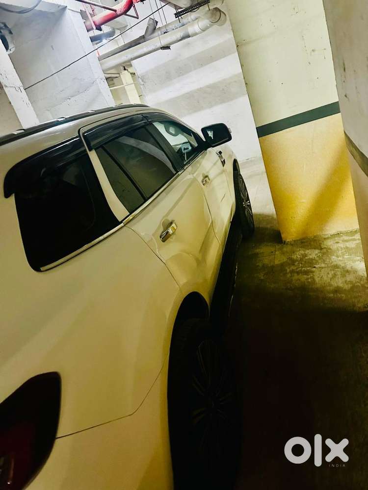 Fixed Price (ford Endevour 3.2 4x4 Automatic)